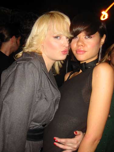 justine d, melissa burns