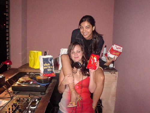 niki, sarah