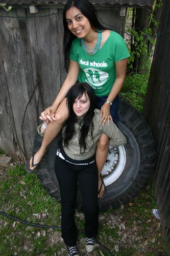 niki, sarah