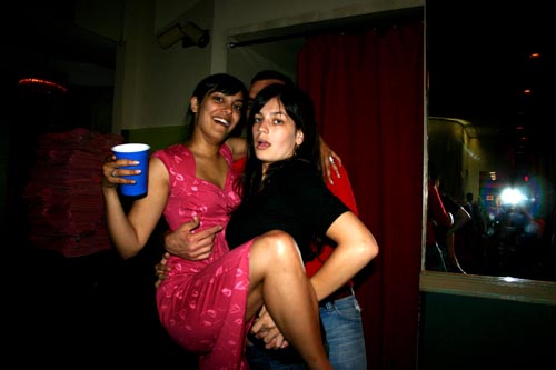 hot karla, niki