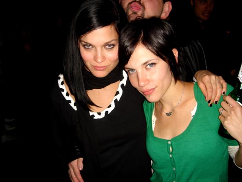 leigh, tara