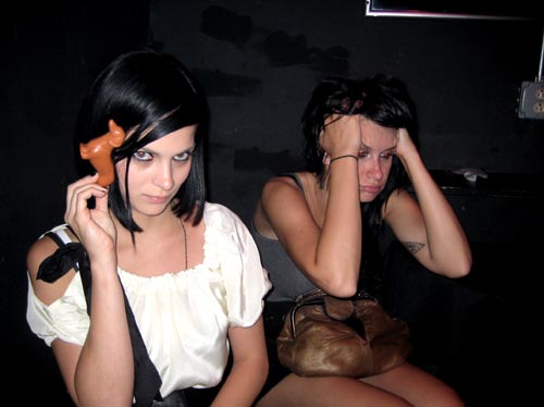 alexis, leigh