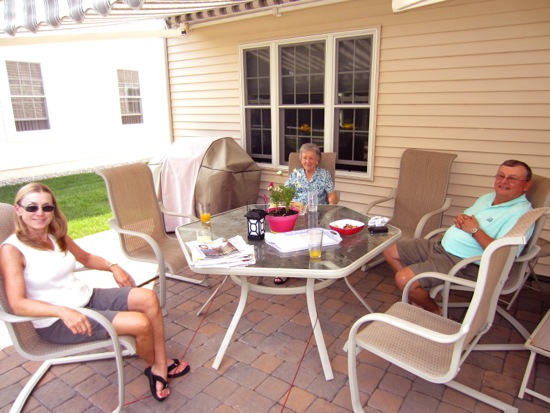 dad, grandma, mom